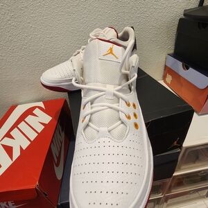 Jordan Max Aura 5 Sneakers - White and Orange With Original Box